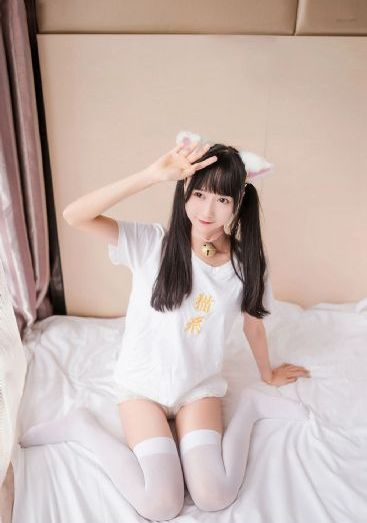 精品国产综合区久久久久久蜜桃_BD国语全集免费观看