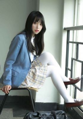 ins欧美性感吊带裙_BD英语BD在线观看