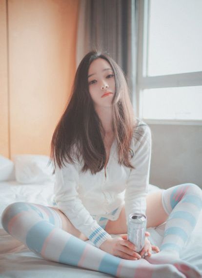 欧美时尚泳装秀视频_DVD高清迅雷在线观看