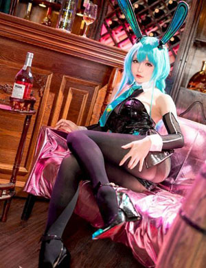 个性网欧美女生头像_短视频完整无删减版