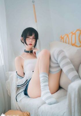 国产初高中生洗澡在线_国产剧高清在线观看