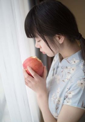国产2021奥迪q5试驾视频_超清在线播放