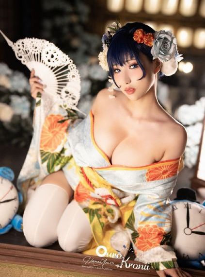 欧美肥胖体型泳装秀_1080P免费在线观看