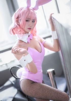 欧美艳星sophialeone_1080高清视频播放